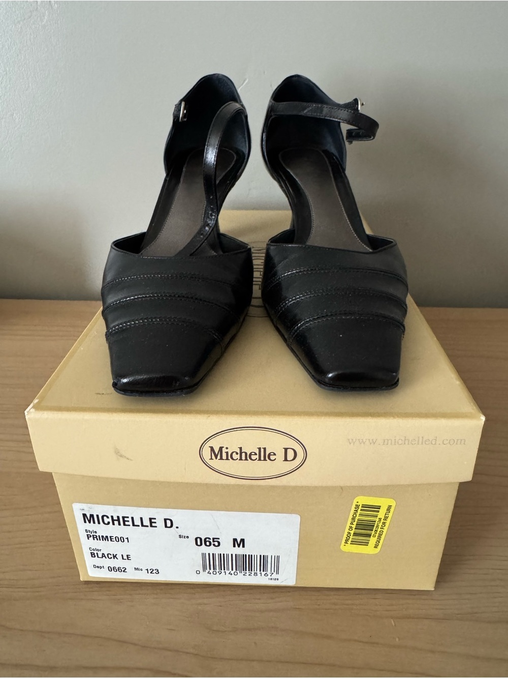 Michelle D Women’s Black Leather Ankle-Strap Pumps